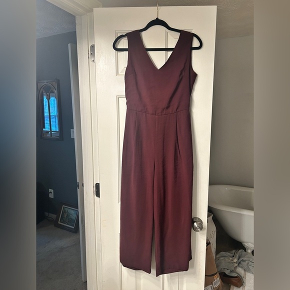 Elegant Burgundy Sleeveless Jumpsuit with Bow Back from Lily Rain- Size Small - Picture 1 of 5